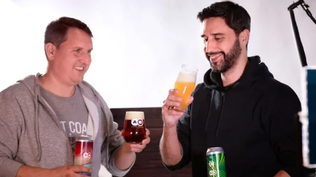 Alfredo y Paul Sandoval, fundadores del proyecto de cervecería itinerante Avante Brewing 