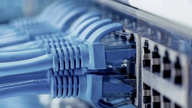 ¿Le parece bien que el gobierno haya autorizado a las empresas proveedoras de televisión por cable de Montevideo y el interior a brindar servicios de internet?