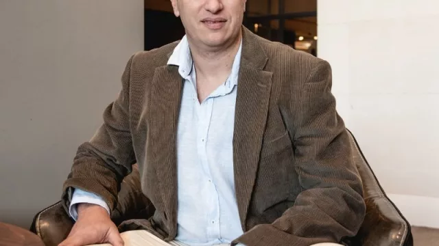 Con Agustín Quagliotti, director de Dynamo 