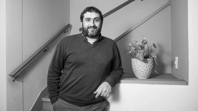  Martín Moyano, encargado administración