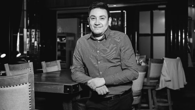 Mauricio González, supervisor de Sistemas