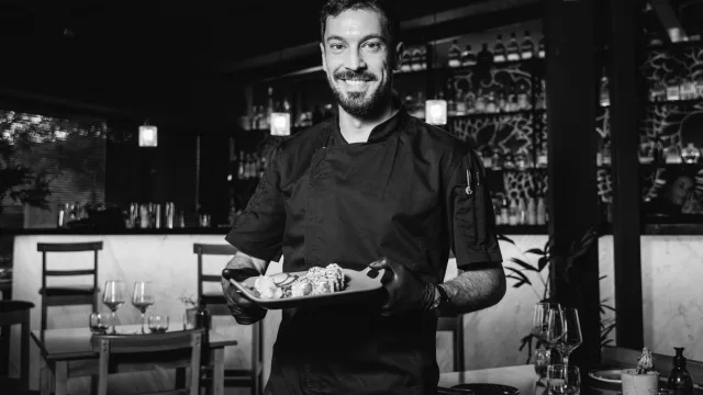 César Corlino, jefe sushi.