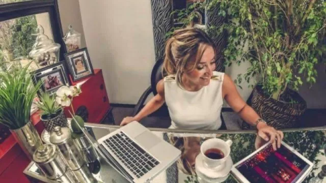 Volvieron los valses y la “party” se puso tecno (en La Hacienda novias y quinceañeras iluminan la pista)