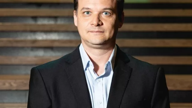 Con Eduardo Botinelli, director de Factum