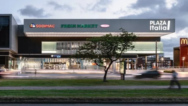 El outlet llama y los números lo confirman (a seis meses de abierto el shopping Plaza Italia se consolida con 700.000 personas mensuales)