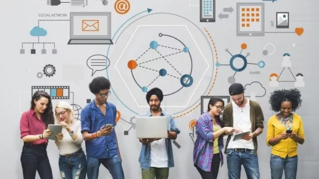 ¿Navegando en solitario? (internet tiene unos 5.000 millones de usuarios)