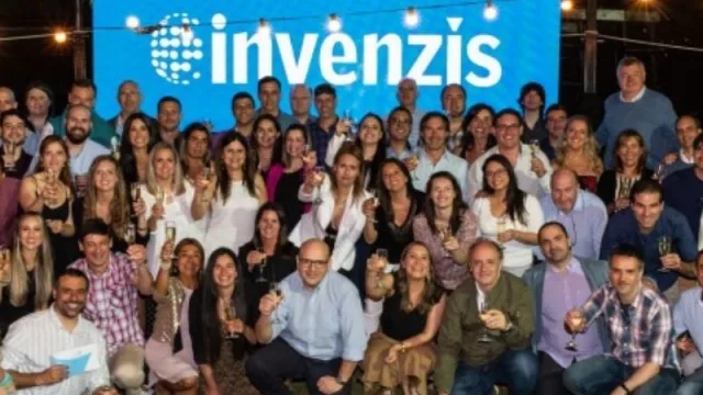 Empoderar a los equipos de trabajo con acceso a la información adecuada haciendo uso de herramientas que permitan modificar rápidamente los procesos de gestión