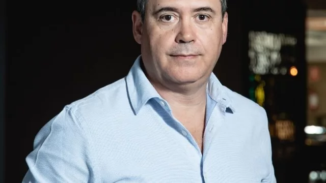 Con Jorge Elizabelar, director de SISNET Software