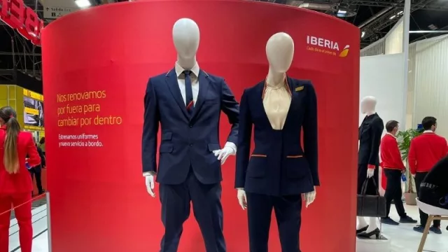 Iberia te hace vivir la “experiencia Business” sin salir de Ifema (y presenta sus nuevos uniformes) 