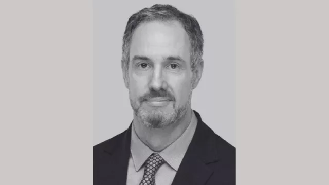 Kroll nombra a David Lewis como director gerente para liderar asesoría contra el lavado de dinero