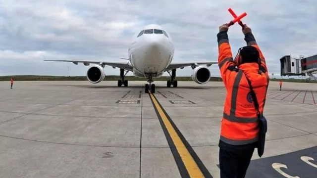 ¿Qué número de asiento tiene? (para este verano UY registra un incremento de conectividad aérea)