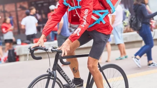 Un sonido que llegó para quedarse (el delivery no para de crecer a pesar de “la normalidad” en las actividades)