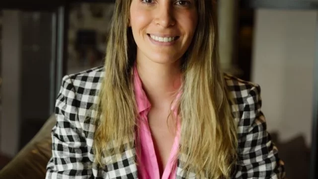 Con Carla San Pedro, Business Office Manager de Menoo