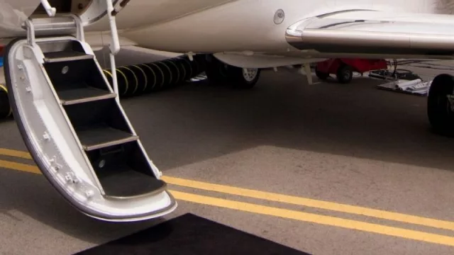 No voy en tren, voy en avión (vuelos privados desde AR a UY por US$ 500)