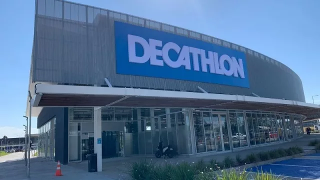 El gigante deportivo está pronto (gift cards para los primeros 250) 