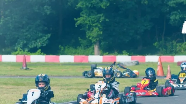¡Por un lugar en el podio! (Car One realiza 1ª edición del Karting Slalom)