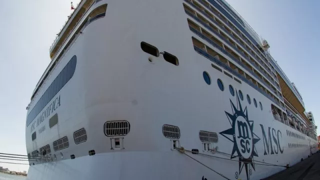 Não navegue lá, só aquí (los brasileños dejan a AR y UY sin la visita de los cruceros de MSC)
