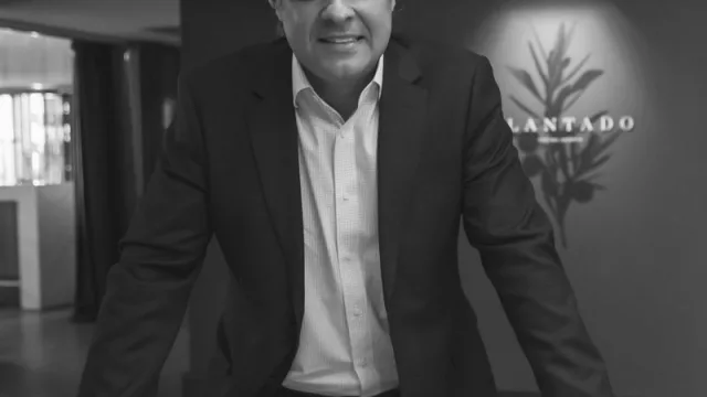 Con Leonardo Ilha, CFO de Zonamerica