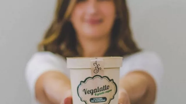 Un helado rico pero sin lactosa, sin gluten y sin azúcar (además ya es un éxito en Uruguay de la mano de Vegalatto)