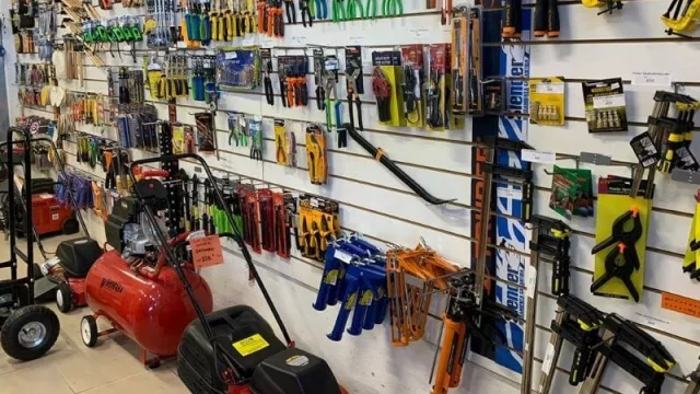 Hágalo usted mismo (las herramientas para la casa y las pinturas son lo más vendido en Hogar & Campo)