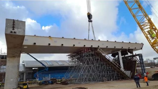 Rambla Portuaria a puro montaje