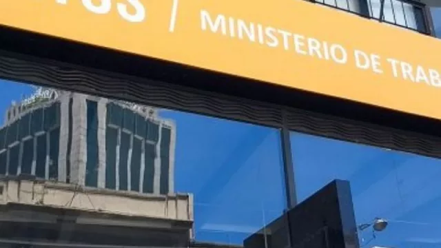 Con la cincha más floja (el número de trabajadores en seguro de paro total bajó a niveles prepandemia)