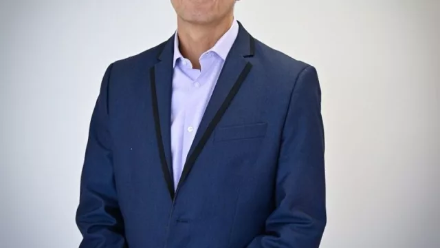 Con el director de Lacnic, Oscar Robles