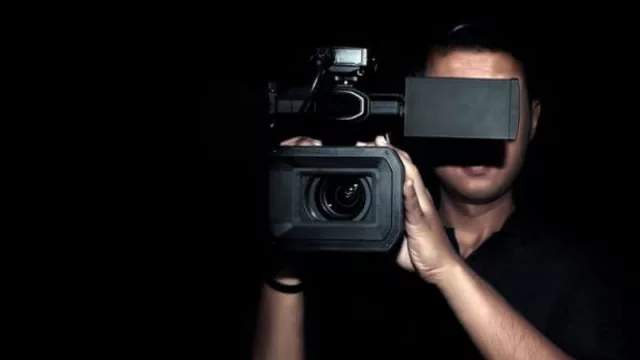 La prensa ante el suicidio (más gente muere así que en accidentes de tráfico, ¿a que no lo sabías?)