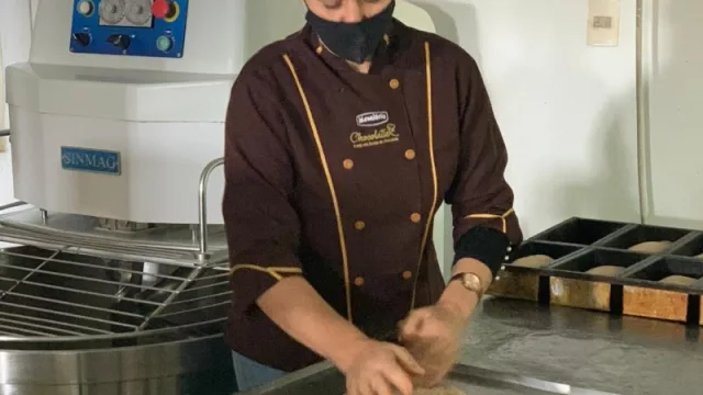 Pantástico vuelve al ruedo y con la misión de ayudar a chicos a pagarse sus estudios (la panificadora estaba fundida y fue retomada por tres socios)