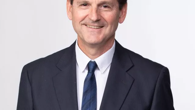 Con el gerente general de Surco, Andrés Elola