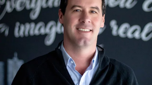 Con el director de Overactive, Nicolás Chiappara