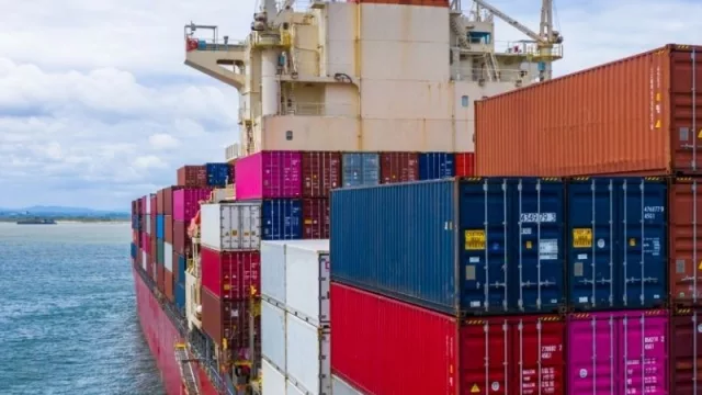 Cuatro meses con exportaciones al alza (autopartes, lana y tejidos y subproductos cárnicos marcaron las mayores variables respecto a 2020)