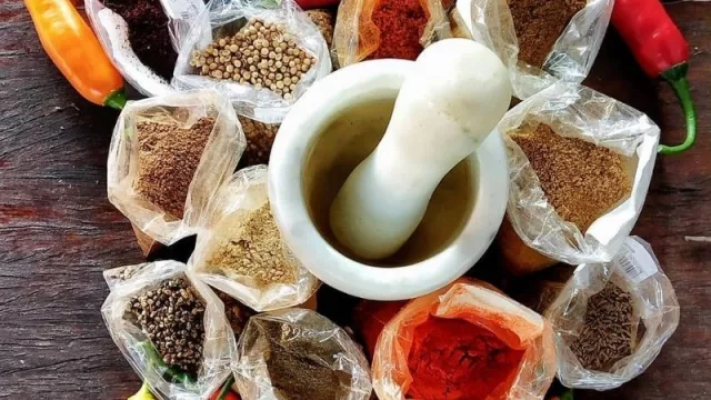 Las especias y un viaje de ida por todo el mundo (Samud no para de crecer en los paladares uruguayos)