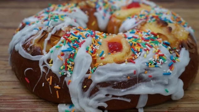 Las panaderías lanzan una campaña para fomentar el consumo de productos tradicionales como la rosca de Pascua