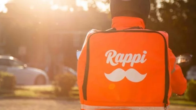 Rappi de reflejos (envíos gratis a sus clientes en Uruguay en apoyo a las nuevas medidas anunciadas por el Gobierno)