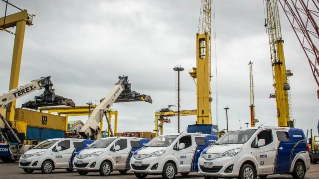 El operador de las áreas públicas Montecon compró unidades del modelo BYD T3, “uno de los primeros eléctricos en llegar al mercado uruguayo”, dicen