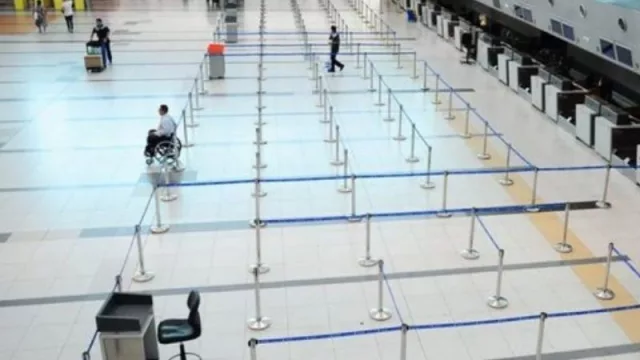 Replegando las alas (tráfico aéreo en UY sigue cayendo y aterriza en un 92,4% interanual)