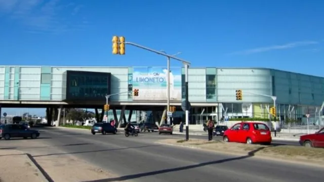 Costa Urbana Shopping prepara la vuelta a clases con promociones y descuentos