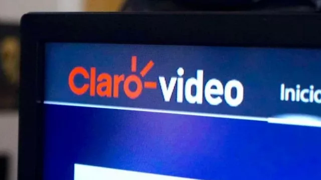 Para románticos y tecnológicos (Claro Video rinde tributo al amor)