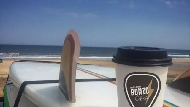 Bonzo Café Surf (un espacio temático de La Paloma para dejarse llevar)