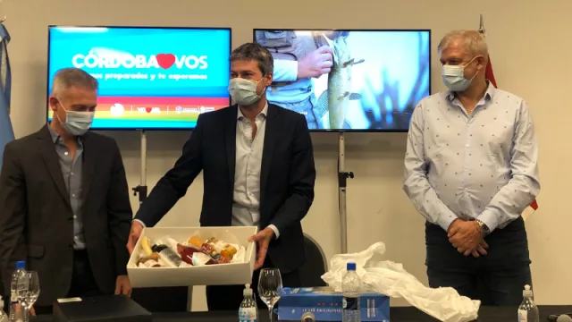 Matías Lammens quiere que Aerolíneas Argentinas tenga vuelos internacionales “receptivos” para Córdoba