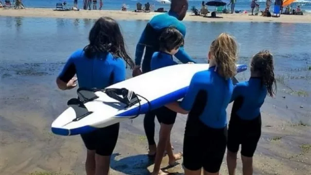 Punta del Diablo viene surfeando la ola (y por $ 500)