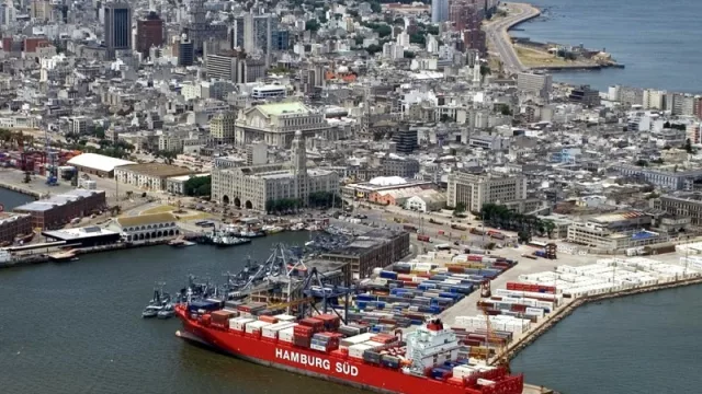 Con Javier Bosio gerente de la agencia Barros Lersol SA