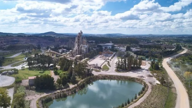 Una inversión que nos deja duros (Cementos Artigas le inyecta US$ 40 millones a su producción)