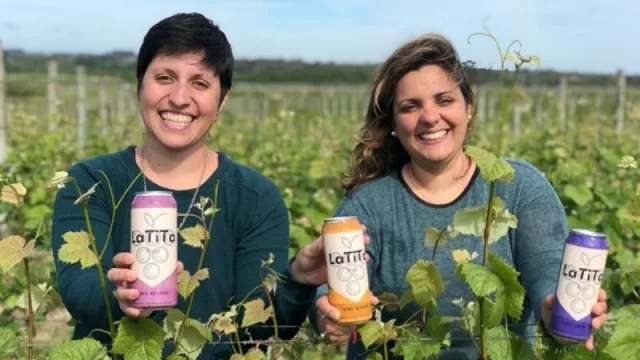 Valentina Uranga y Alejandra Trabazo