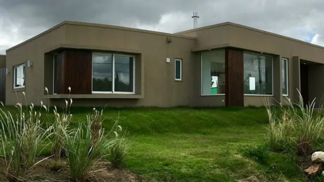 La construcción tradicional en jaque con tecnología Vantem (desde marzo fabrica paneles y habitaciones modulares en Las Piedras)