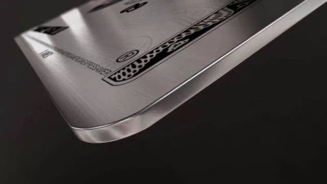 Juntos son Platinum (American Express y Scotiabank lanzan el primer plástico de metal en UY)