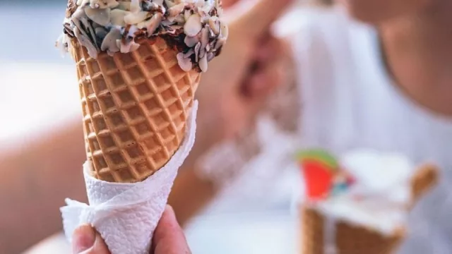 Entre bocha y bocha, las heladerías artesanales buscan crecer en el mercado de UY