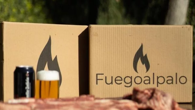 Come on baby, light my fire (Fuego al palo le echa una mano al asador)