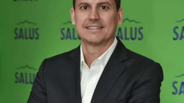 Con el gerente general de Salus Jordi Carrión